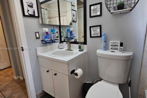 Casa en venta en Miami, Florida, 3 dormitorios, 115.38 m2 № 2002993 - foto 14