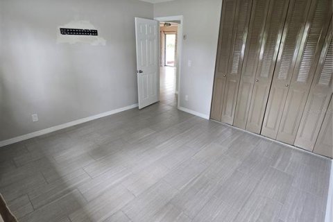 Villa ou maison à vendre à Saint Petersburg, Floride: 2 chambres, 84.54 m2 № 1912828 - photo 12