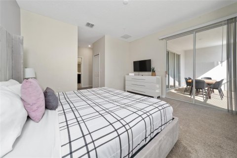 Condo in Davenport, Florida, 3 bedrooms  № 1616122 - photo 24