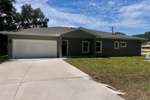 Apartamento en alquiler en Tampa, Florida, 3 dormitorios, 111.95 m2 № 1810106 - foto 1