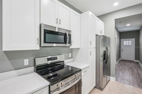 Apartamento en alquiler en Tampa, Florida, 3 dormitorios, 111.95 m2 № 1810106 - foto 18