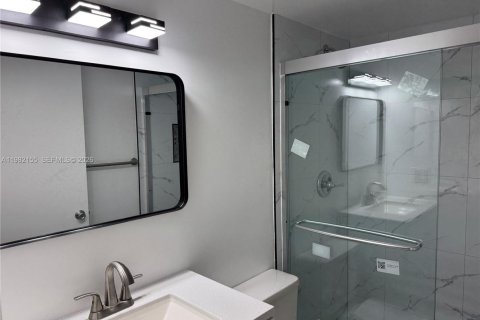 Copropriété à louer à Miami, Floride: 3 chambres, 108.23 m2 № 2080198 - photo 5