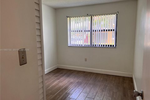 Copropriété à louer à Miami, Floride: 3 chambres, 108.23 m2 № 2080198 - photo 20