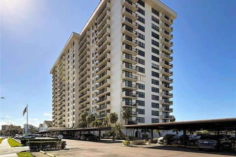 Condominio en venta en Clearwater, Florida, 2 dormitorios, 115.2 m2 № 2352360 - foto 3