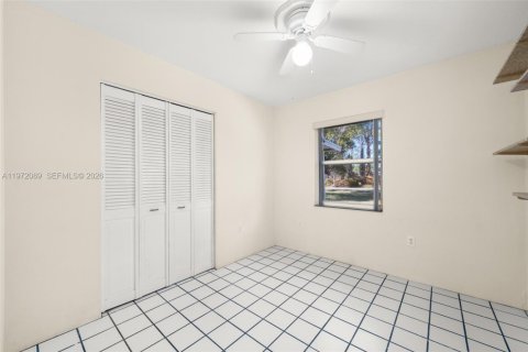 House in Sebring, Florida 3 bedrooms, 149.57 sq.m. № 2032801 - photo 29