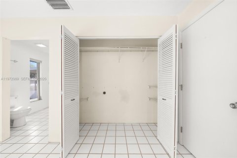 House in Sebring, Florida 3 bedrooms, 149.57 sq.m. № 2032801 - photo 19