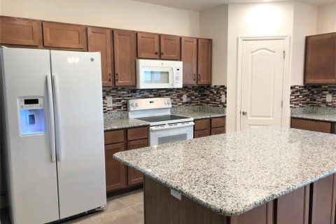 Townhouse in Lakeland, Florida 3 bedrooms, 157.38 sq.m. № 1849685 - photo 7