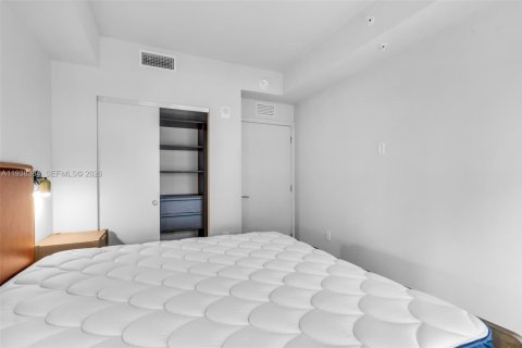 Купить кондоминиум в Майами, Флорида 2 спальни, 76.64м2, № 2088897 - фото 19