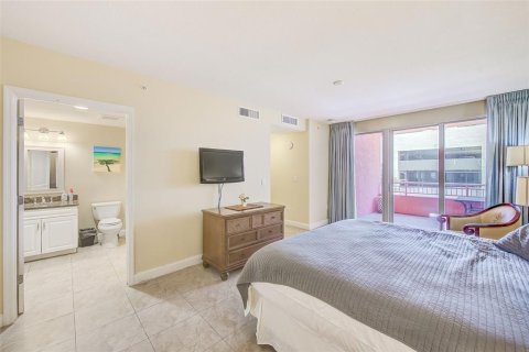 Condo in Clearwater, Florida, 3 bedrooms  № 1754799 - photo 28