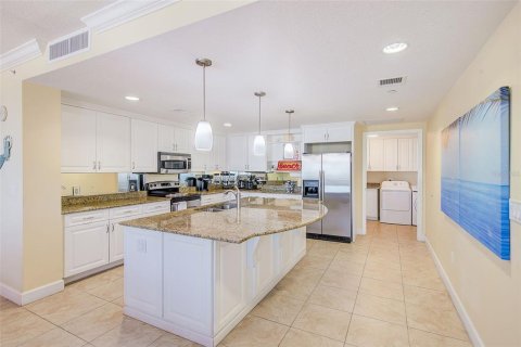 Condo in Clearwater, Florida, 3 bedrooms  № 1754799 - photo 13