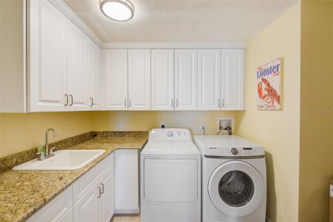 Condo in Clearwater, Florida, 3 bedrooms  № 1754799 - photo 19