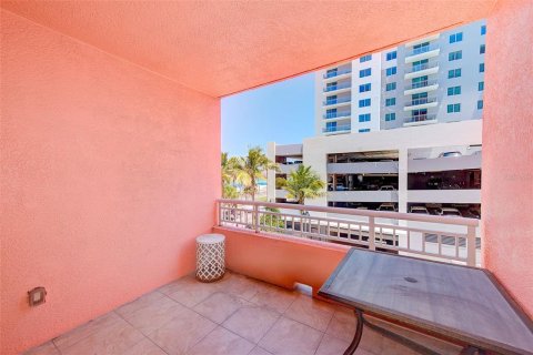 Condo in Clearwater, Florida, 3 bedrooms  № 1754799 - photo 29