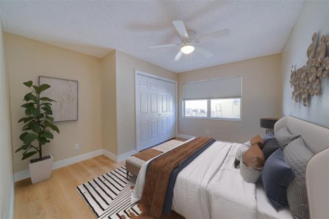 House in Apollo Beach, Florida 3 bedrooms, 170.48 sq.m. № 1642606 - photo 21