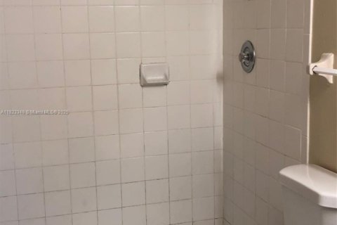 Commercial property in Coral Springs, Florida 82.87 sq.m. № 1788889 - photo 12