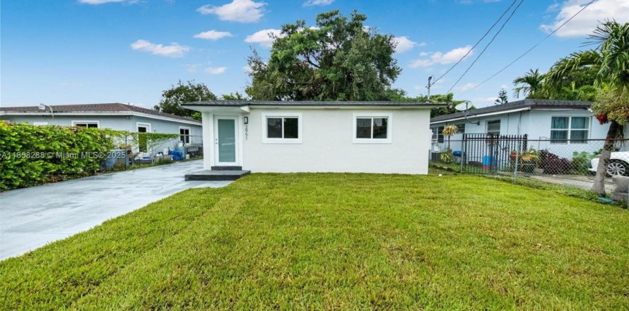 Villa ou maison à Miami, Floride 3 chambres, 75.25 m2 № 1882524