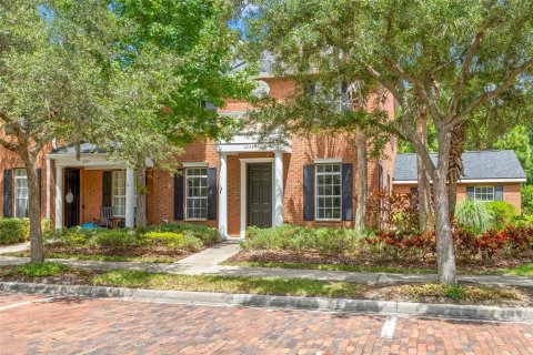 Townhouse in Tampa, Florida 3 bedrooms, 227.05 sq.m. № 2314695