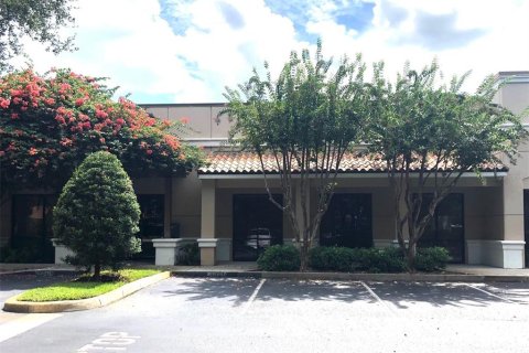 Commercial property in Maitland, Florida № 2394411