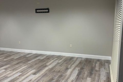 Commercial property in Maitland, Florida № 2394411 - photo 3