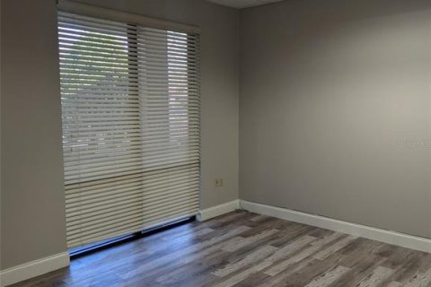 Commercial property in Maitland, Florida № 2394411 - photo 5