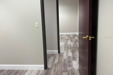 Commercial property in Maitland, Florida № 2394411 - photo 11