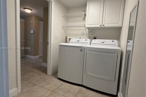 Copropriété à louer à Coral Springs, Floride: 2 chambres, 111.76 m2 № 2407753 - photo 20