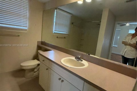 Copropriété à louer à Coral Springs, Floride: 2 chambres, 111.76 m2 № 2407753 - photo 30