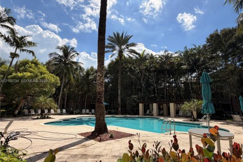 Copropriété à louer à Coral Springs, Floride: 2 chambres, 111.76 m2 № 2407753 - photo 3