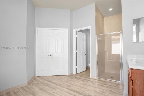Купить виллу или дом в Уэстон, Флорида 4 спальни, 230.03м2, № 2085979 - фото 21