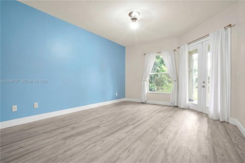 Купить виллу или дом в Уэстон, Флорида 4 спальни, 230.03м2, № 2085979 - фото 17