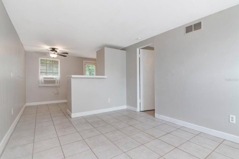 Appartement à louer à Brandon, Floride: 1 chambre, 53.14 m2 № 2230386 - photo 5
