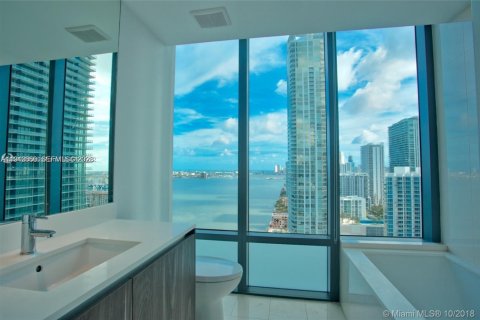 Copropriété à louer à Miami, Floride: 3 chambres, 151.8 m2 № 2001311 - photo 9