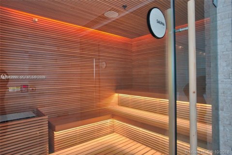 Copropriété à louer à Miami, Floride: 3 chambres, 151.8 m2 № 2001311 - photo 16