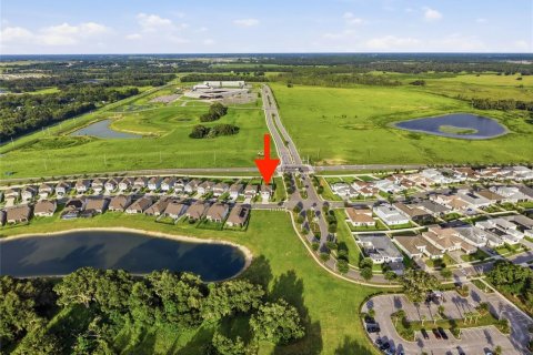 House in Wesley Chapel, Florida 5 bedrooms, 242.94 sq.m. № 2235661 - photo 28
