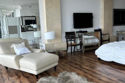 Condominio en alquiler en Miami Beach, Florida, 2 dormitorios, 139.35 m2 № 2016130 - foto 22
