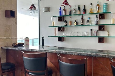 Condominio en alquiler en Miami Beach, Florida, 2 dormitorios, 139.35 m2 № 2016130 - foto 7