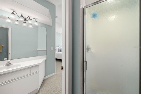 Townhouse in Indian Rocks Beach, Florida 2 bedrooms, 136.1 sq.m. № 1750873 - photo 27