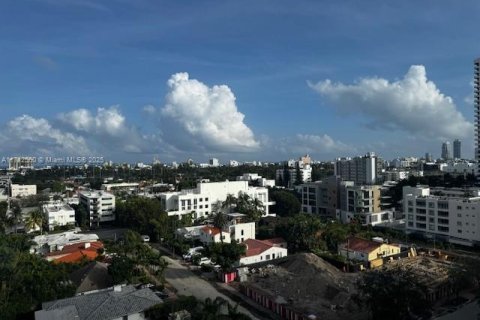 Купить кондоминиум в Майами-Бич, Флорида 2 спальни, 104.14м2, № 1957853 - фото 13
