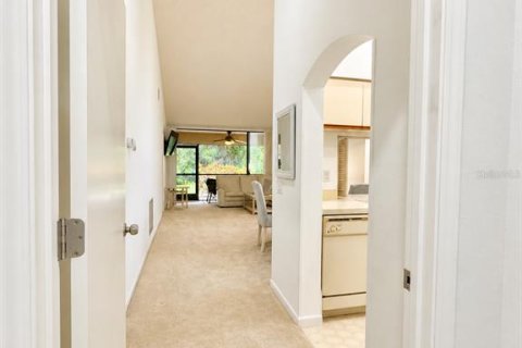 Copropriété à louer à Sarasota, Floride: 2 chambres, 100.33 m2 № 2330979 - photo 4