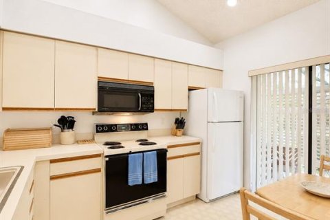 Copropriété à louer à Sarasota, Floride: 2 chambres, 100.33 m2 № 2330979 - photo 9