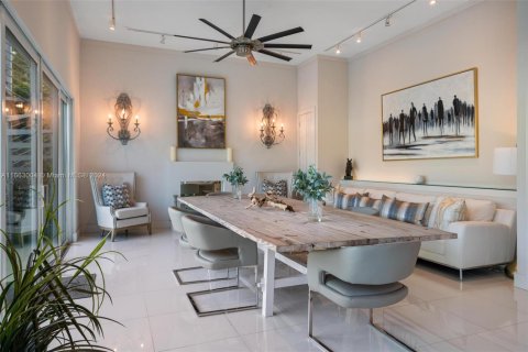 Villa ou maison à vendre à Wilton Manors, Floride: 4 chambres, 277.22 m2 № 1938275 - photo 17