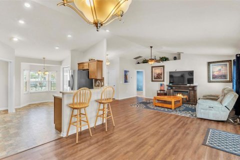 House in Lakeland, Florida 3 bedrooms, 140.19 sq.m. № 1795093 - photo 11