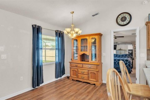 House in Lakeland, Florida 3 bedrooms, 140.19 sq.m. № 1795093 - photo 10