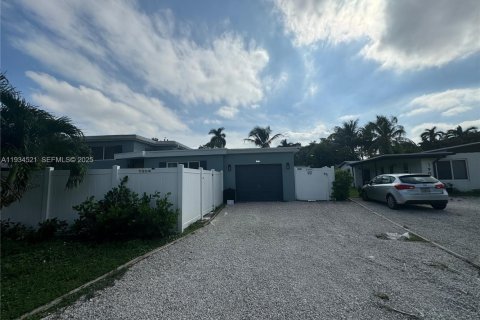 Casa en alquiler en Fort Lauderdale, Florida, 3 dormitorios № 1993002 - foto 25