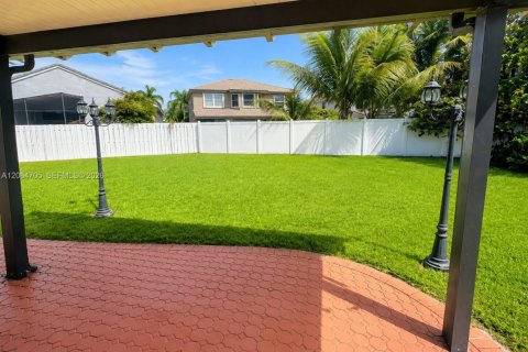 Villa ou maison à vendre à Miramar, Floride: 4 chambres, 313.82 m2 № 2288484 - photo 19