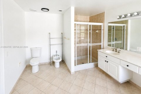 Villa ou maison à vendre à Miramar, Floride: 4 chambres, 313.82 m2 № 2288484 - photo 14