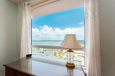 Condo in Clearwater, Florida, 3 bedrooms  № 1865983 - photo 24