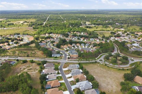 Villa ou maison à vendre à Spring Hill, Floride: 2 chambres, 118.91 m2 № 2149280 - photo 6