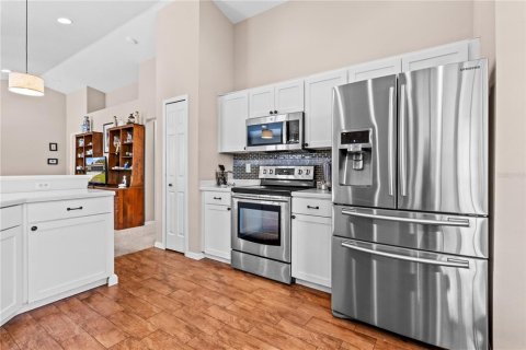 Villa ou maison à vendre à Spring Hill, Floride: 2 chambres, 118.91 m2 № 2149280 - photo 17