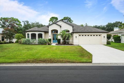 House in Weeki Wachee, Florida 3 bedrooms, 203.27 sq.m. № 1873972 - photo 4