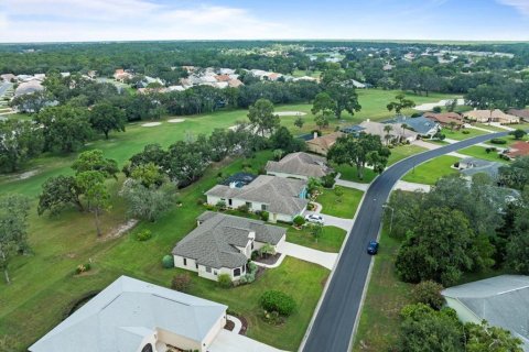 House in Weeki Wachee, Florida 3 bedrooms, 203.27 sq.m. № 1873972 - photo 3